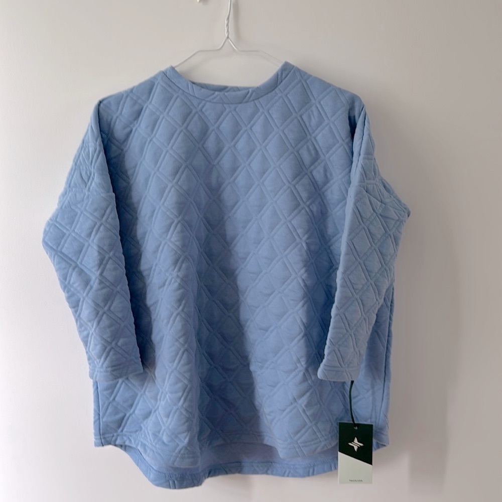 Light blue quilted Tuckernuck top.